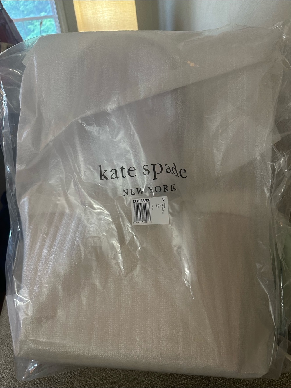 kate spade Lucy Milk Glass Leather Floral Appliqué Wristlet NWT | $169 MSRP - Picture 6 of 15